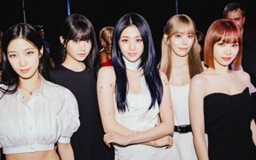 LE SSERAFIM's 'CRAZY' Conquers the World’s Two Major Pop Charts, Setting New Milestones