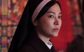 Song Hye Kyo’s "Dark Nuns" Dominates Ticket Pre-Sales, Nears 40% and Set to Take Over the Box Office