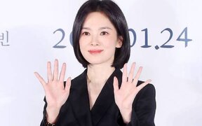 "It’s Painful as a Woman" Song Hye Kyo Opens Up About Her Life, Reveals Honest Thoughts on Acting and Relationships on You Quiz on the Block