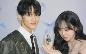 Lee Young Ji gets the shock of her life after NCT’s Mark gifts her a 16 million KRW Rolex — "I almost fainted"