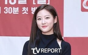 Late actress Kim Sae Ron’s Heartbreaking Final Days — Why She Asked a Friend for Help instead of Family after Self-Harm Attempt