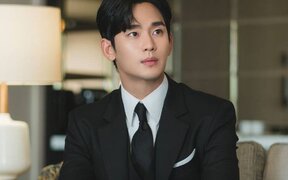 Kim Soo Hyun’s Taiwan fan meeting gets canceled last minute—13 billion KRW penalty controversy &amp; shocking rumors add to the chaos