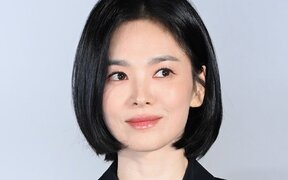 Song Hye Kyo’s angel-like kindness is going viral again — stories of her quietly helping students and saying no to big ad money touch fans' hearts
