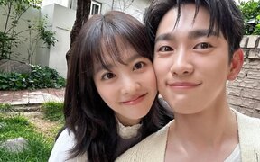 Park Bo Young and Park Jinyoung look so good together fans are begging for a real romance