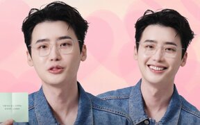 Lee Jong Suk says he gets hot and shy easily, so he always carries a hand fan — even on dates with IU?