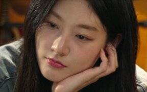 Kim Sae Ron’s final movie ‘Guitar Man’ quietly touches hearts, surpasses 3,000 viewers even with big-name films in theaters