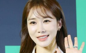 Yoo In Na in talks to sign with new agency after leaving YG Entertainment
