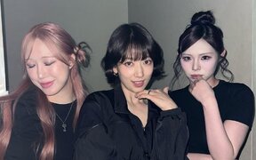 Park Shin Hye stuns fans with idol-style visuals and dance moves in Japan — mom of one transforms into girl group center on stage