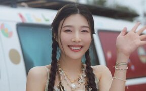 Red Velvet's Joy proves she is not just a pretty face but also a secret sports star from her school days