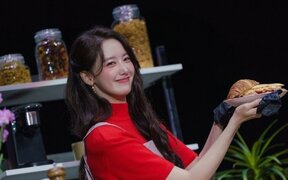 YoonA proves her timeless charm as she recreates her Bon Appétit, Your Majesty romance for fans in Macau