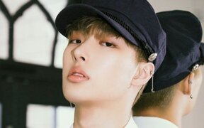 ATEEZ’s Mingi suffers finger fracture in stage fall but continues schedule with cast, showing unstoppable dedication