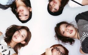 LE SSERAFIM shock fans with “Spaghetti” setting their longest run ever on the U.K. charts