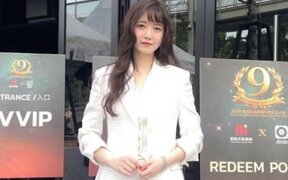 Goo Hye Sun stuns fans with perfect legs after losing 13 kg and shares award news