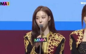 aespa’s Winter shares honest feelings about fear on stage after winning Stage of the Year at MMA 2025