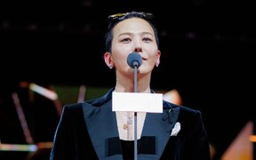 G-Dragon opens up about MAMA live controversy and netizens wonder if he can redeem himself at encore concerts