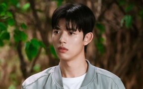 Park Solomon grabs attention from episode 1 as his new SBS drama 'No Tail To Tell' makes a strong first impression