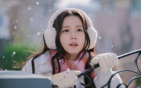 ‘Boyfriend on Demand’ keeps winning worldwide in week two and many viewers are now saying Jisoo is the reason it feels unstoppable