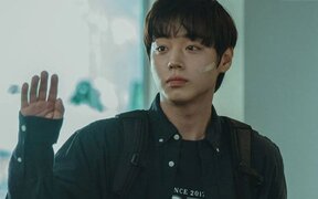 Park Ji Hoon’s popularity is exploding again as he takes No. 1 in drama actor brand reputation and ‘Weak Hero’ rises once more after his latest hit film