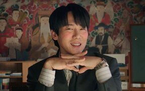 Yoo Yeon Seok is turning 'Phantom Lawyer' into one of SBS’s most talked about new dramas after his hilarious possession acting and unforgettable IVE “LOVE DIVE” scene