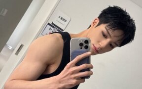 NCT DREAM’s Jeno draws attention after a small detail in his Bubble photo leads fans to believe he may have accidentally exposed an e-cigarette