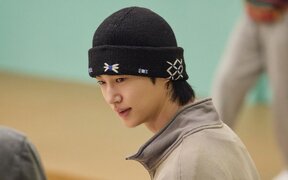 Byeon Woo Seok proves his popularity again as he tops non drama cast buzz before his new Netflix show airs
