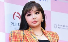 2NE1’s Park Bom ends her contract with D Nation Entertainment after 8 years as agency says she is focusing on health and rest