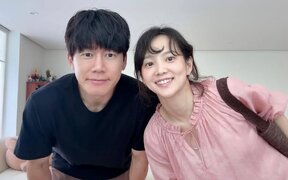 Kim Mu Yeol reveals his wife Yoon Seung Ah broke her usual strict review style after watching “Teach You a Lesson” even predicted its success