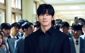 Kim Mu Yeol’s past military service story gets attention again as “Teach You a Lesson” continues to top Netflix rankings