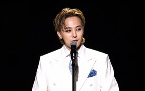 G-Dragon becomes the official promotional ambassador for UNESCO’s World Heritage Committee and promises to protect culture and peace for future generations