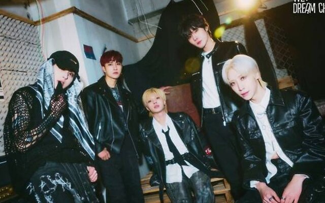 ONEWE Drops Stunning Concept Photos for New Album ‘WE : Dream Chaser’ —Fans Can’t Get Over Their Powerful Visuals