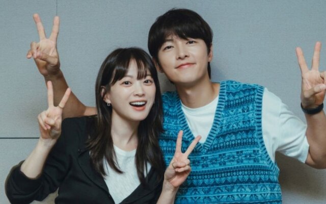 ‘My Youth’ starring Song Joong Ki and Chun Woo Hee drops to 1% ratings in Korea yet still dominates charts in 4 Asian countries