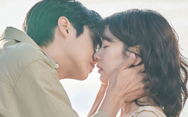 Choi Woo Shik and Jung So Min’s ‘Would You Marry Me’ hits double-digit ratings with 10.9% peak