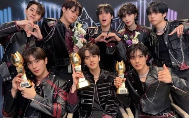 THE BOYZ shock fans by sweeping 3 big awards at KGMA 2025 and proving why they are called a “performance powerhouse”