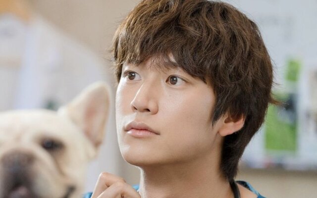 Na In Woo in talks to star in popular webtoon-based drama ‘1/24’ featuring a unique soul-swapping romance