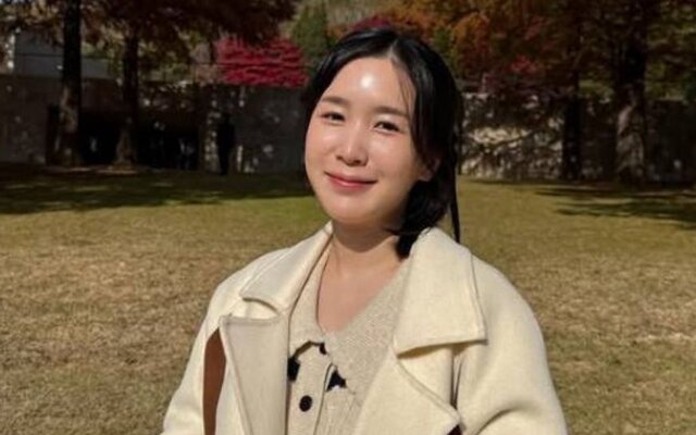 Former Crayon Pop member Choa shares her miracle pregnancy with twins after cervical cancer surgery and explains why prenatal trips were impossible