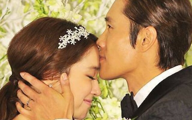 Lee Min Jung reveals how Lee Byung Hun surprised her with a full movie theater proposal, saying she “still cried even though I knew”