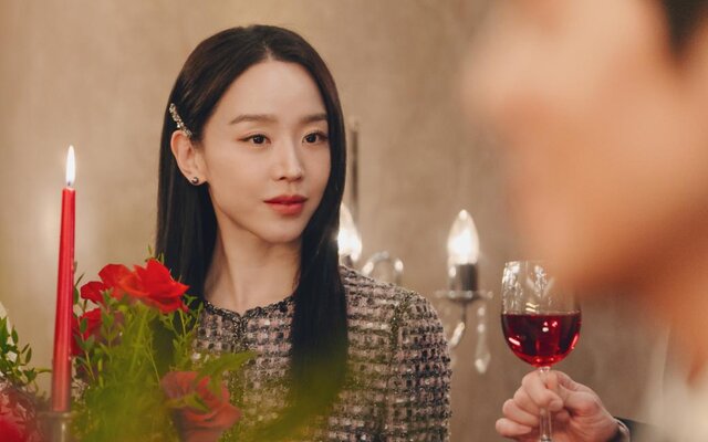 Shin Hye Sun says it felt like her birthday after 'The Art of Sarah' exploded with congratulations messages right after release