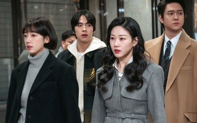 Park Shin Hye’s “Undercover Miss Hong” hits new peak ratings of 15.6 percent ahead of finale as viewers tune in to see her intense showdown with Lee Deok Hwa