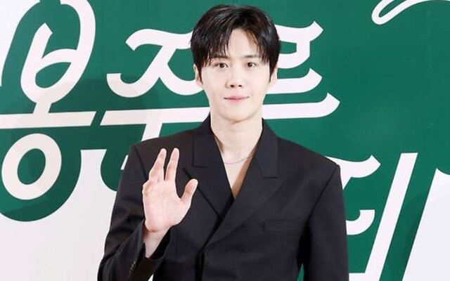 Kim Seon Ho makes first public appearance with a new variety show after controversy