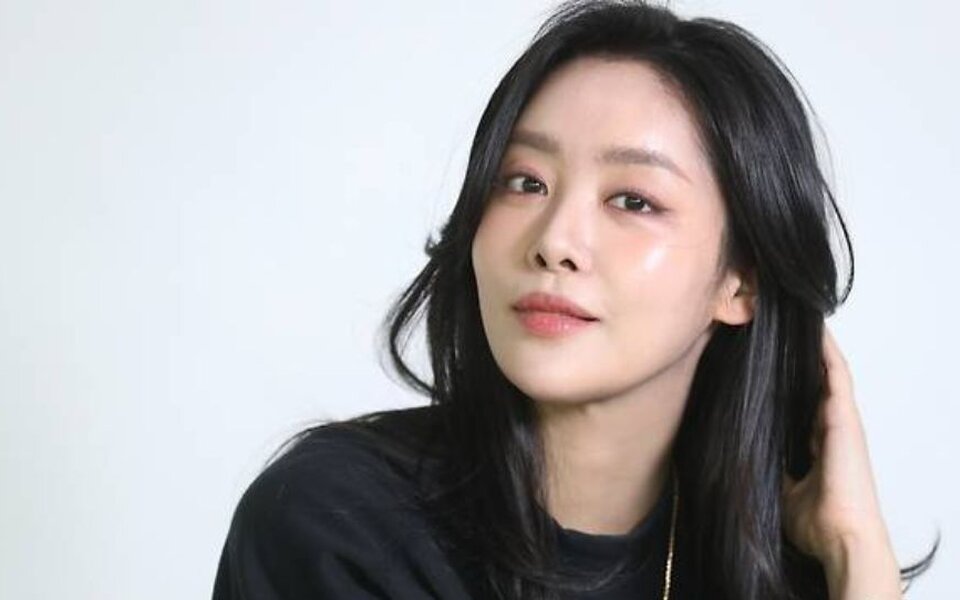 Image for Cha Joo Young Makes Her First-Ever Talk Show Appearance with Park Na Rae on 'Narae Table' – Fans Are Excited for What She'll Reveal