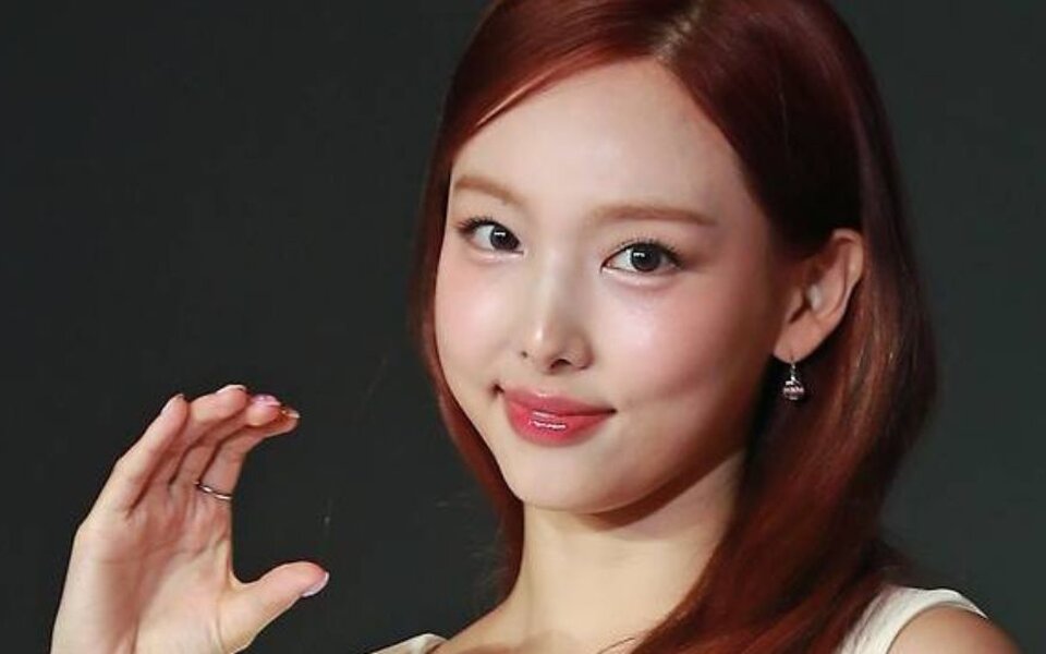 Image for TWICE's Nayeon Buys a Jaw-Dropping 4 Billion Won Luxury Home — And Guess Who’s Her Neighbor?