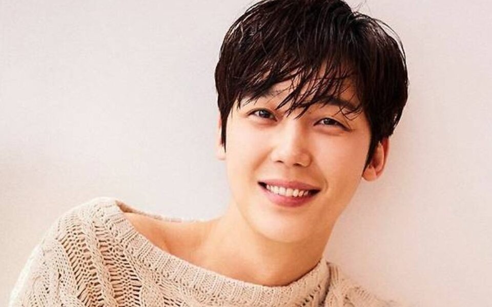Image for "Penthouse" Star Yoon Jong Hoon Makes a Big Move, Signs with YK Media Plus —What This New Partnership Means for His Career