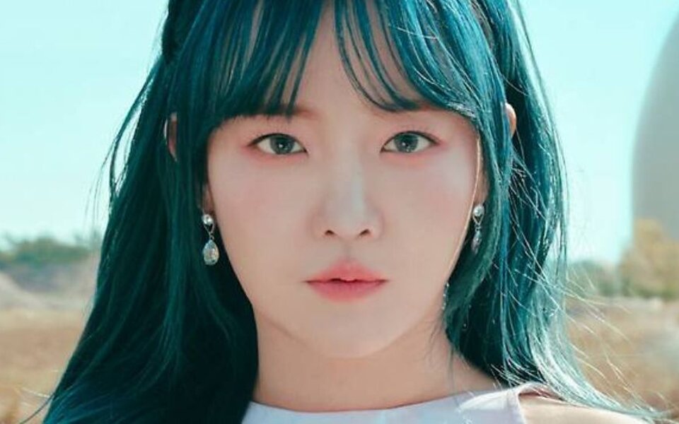 Image for Younha Makes Big Move, Extends Contract with C9 Entertainment - Fans Can't Wait for What's Next