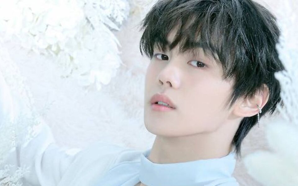 Image for ZEROBASEONE’s Kim Gyuvin Makes it Official by Being a Permanent MC on ‘Show! Music Core’