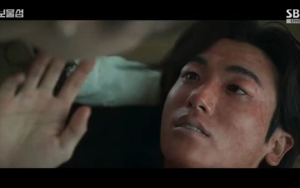 Image for Park Hyung Sik’s Drama ‘Buried Hearts’ Breaks Another Record, Ratings Soar as the Story Gets Even More Intense