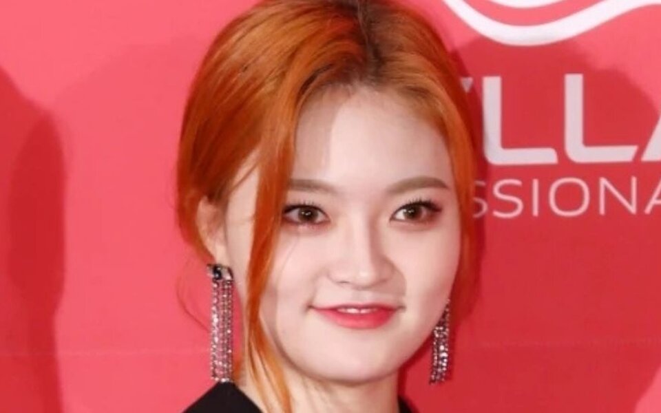 Image for Former DIA member An Som Yi speaks out after shocking rumors link her to adult bar and idol sponsorship