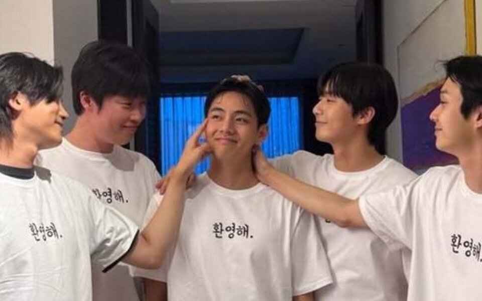 Image for BTS's V is finally back from the military and his Wooga Squad friends gave him the cutest welcome ever