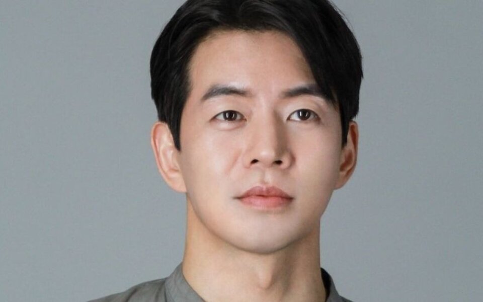 Image for Lee Sang Yoon jokes about being a Seoul National University graduate but admits he chose acting because he thirsts for recognition