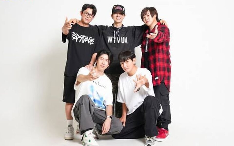 Image for H.O.T. make history with first full group broadcast appearance in 6 years on JTBC ‘Newsroom’ ahead of reunion stage
