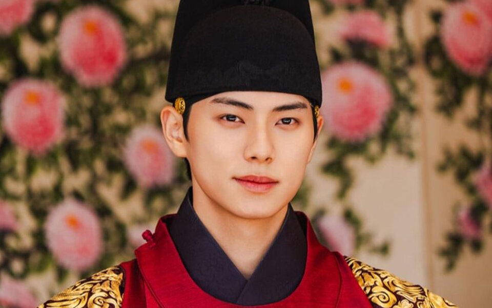 Lee Chae Min reflects on the end of ‘Bon Appétit, Your Majesty’ and hopes fans will cherish it as a drama filled with love and emotion